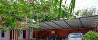 RedDoorz Near Mutiara Sis Al Jufrie Airport Palu Hôtels à : South Palu