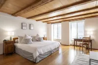 Le Sauvage Hotels in Hauterive