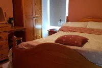 3 Bed Townhouse - Sleeps 6 - Pet Friendly - 3 estrellas