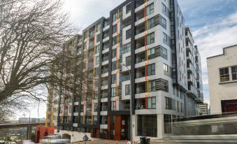 Pristine Inner-City Nest with Carpark