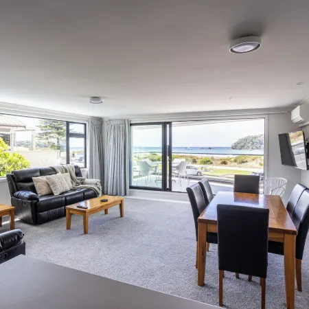 Belle Mer Beachfront Apartments - Self Serviced