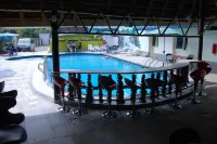 Western Mountain Hotel - ที่มีสระว่ายน้ำ