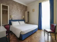Hotel Panizza Hotels near Sant' Ambrogio Station