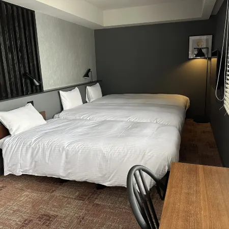 Lof Hotel Shimbashi Отели рядом с достопримечательностью «Зоджоджи храм»