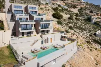 Saronida Hills Hotels in Saronikos