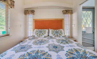 Strawhouse Resorts
