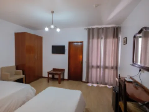 Residencial Familia Hotels in Machico