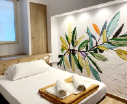 Y Hostel - Albergue Juvenil Hoteles en 