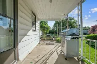 "sweet Serenity" Stay 10 Minutes from Hershey 3 Bedroom Home by Redawning Hotels in Palmyra