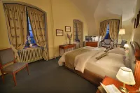 Maxmilian Lifestyle Resort Hotels in Mlada Boleslav