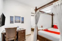 RedDoorz Plus Near Lempuyangan Station 4