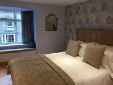 8隻貓頭鷹民宿 格拉斯頓伯里酒店