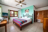 Splash Inn Dive Resort & Villas Hotels in West End