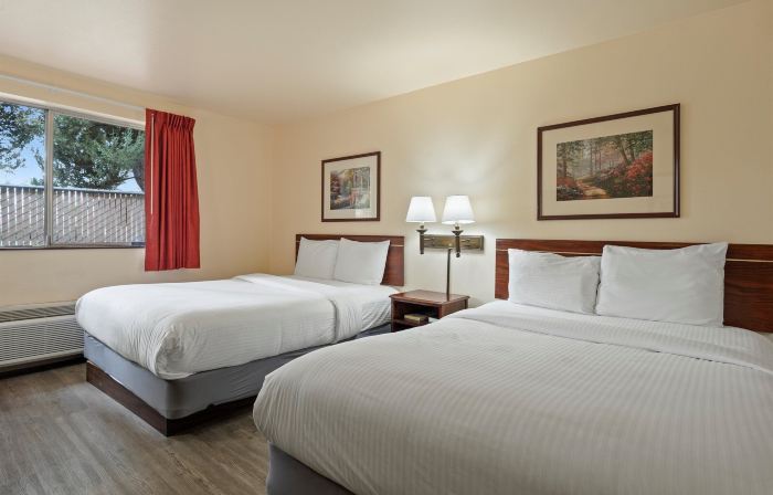 Quincy Inn and Suites