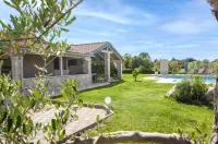 Villa Dioniz Hotel a 