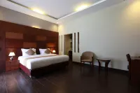 Green Tropical Village Hotels in Pangkal Lalang
