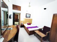 Hotel Supreme Отели в г. 