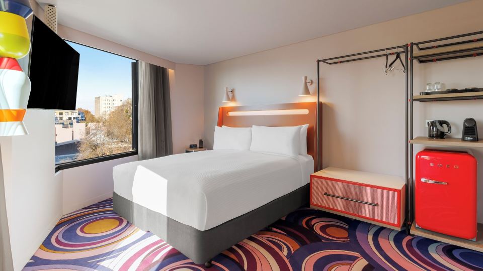 Adge Hotel & Residence