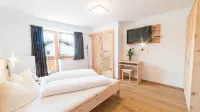 Pension Sprenger Hotels in Graun im Vinschgau