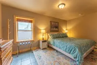 A Taste of Ely 4 BR Apartment, with Sauna