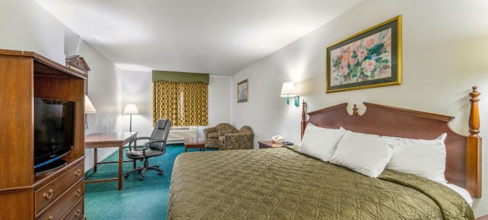 Rodeway Inn Decatur Hotels in Wise County