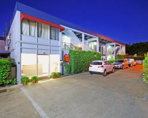 Airway Motel Hotels in Ascot