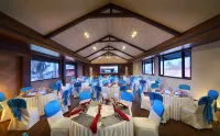 Uday Suites - the Airport Hotel