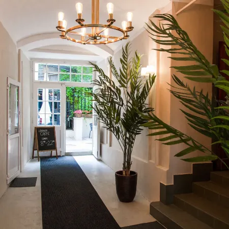 Lounge Apartments