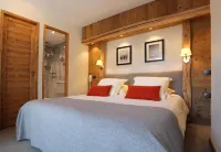 Hôtel du Crêt Rond Hotels in Valmeinier