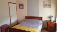 Apartment 3 Bedroom Banagher Town Centre Hotels in 