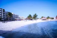 Aquamarina Beach Hotel Cancun - Bãi biển