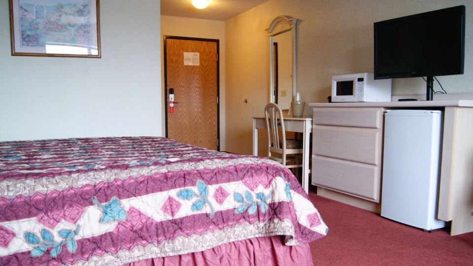 Meadow Court Inn - Ithaca