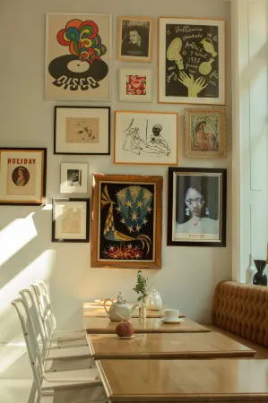 Hotel De Verdun 1882 Отели рядом с достопримечательностью «Cour des Voraces»