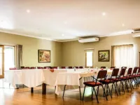 Willows Boutique Hotel Hotels near Waltloo Train Station