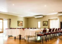 Willows Boutique Hotel Hotels in Silver Lakes Golf Estate