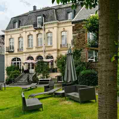 Hôtel la Villa des Fleurs - Spa Hotel Exterior