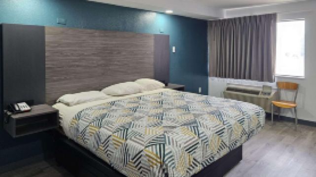 Motel 6 Memphis, TN Graceland