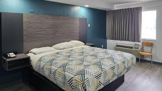 Motel 6 Memphis, TN Graceland Hotels in Memphis