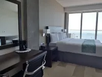 세븐 크라운 라 파즈 말레콘