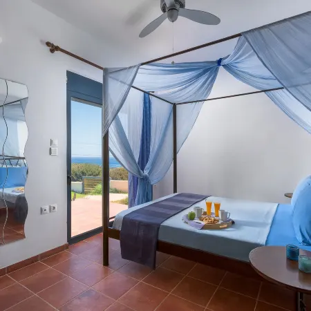 Cristelia Seafront and Pool Villa