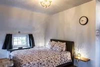 Rose House B&B - parkir
