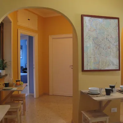 Arches Inn Отели рядом с достопримечательностью «Трионфале»