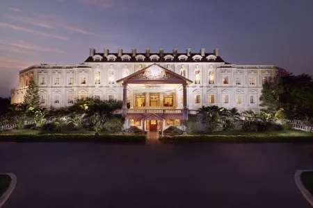 Jenneys Residency Отели рядом с достопримечательностью «Codissia Trade Fair Complex»