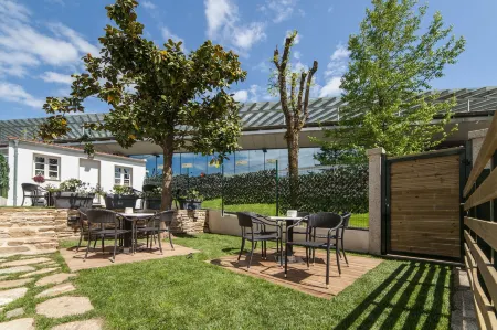 Nova Compostela Apartments Отели рядом с достопримечательностью «Miradoiro Costa Vella»