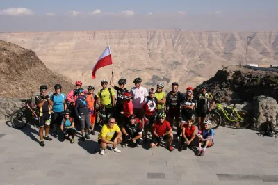 Trajan Guest House - Hostel Hotels in 