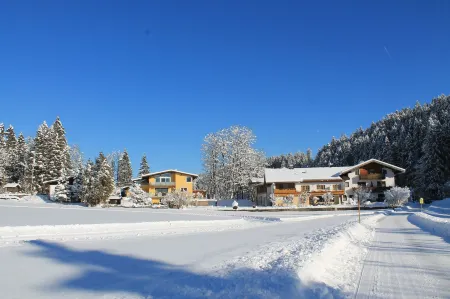 Hotel Kraftquelle Schlossblick Отели в г. Кирхбихль