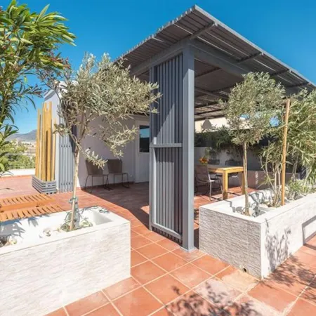 Adelos III Bloom Villa 5Br 360m - Sauna - Rooftop