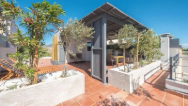 Adelos III Bloom Villa 5Br 360m - Sauna - Rooftop Hotels in 