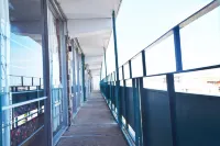 Skyview Manor Motel