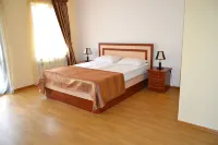 Ariana Family Hotel